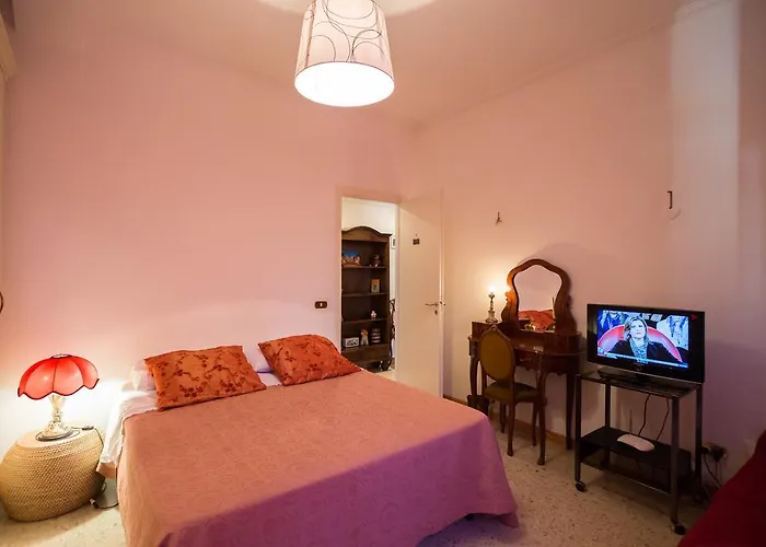 Romantic Ciclamini House